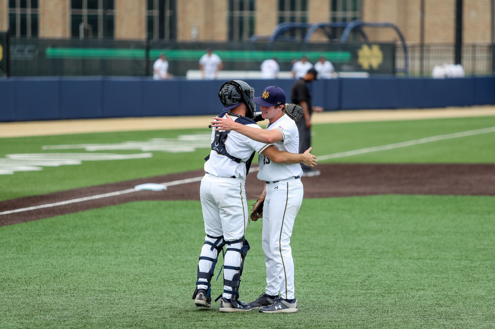 Notre Dame Defeats Akron 5-2 Notre Dame Defeats Akron 5-2