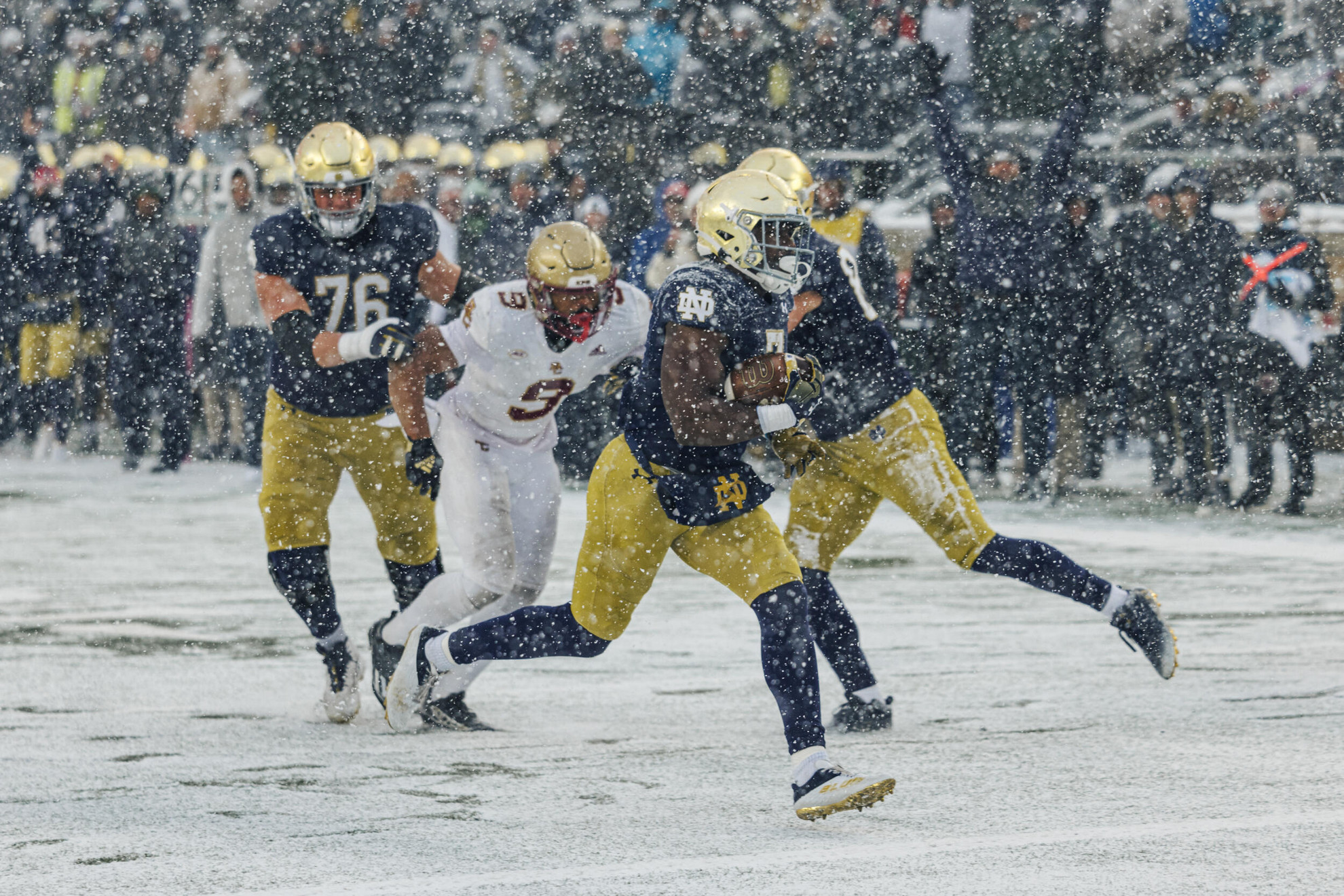 #18 Irish Dominate Boston College, 44-0 #18 Irish Dominate Boston College, 44-0