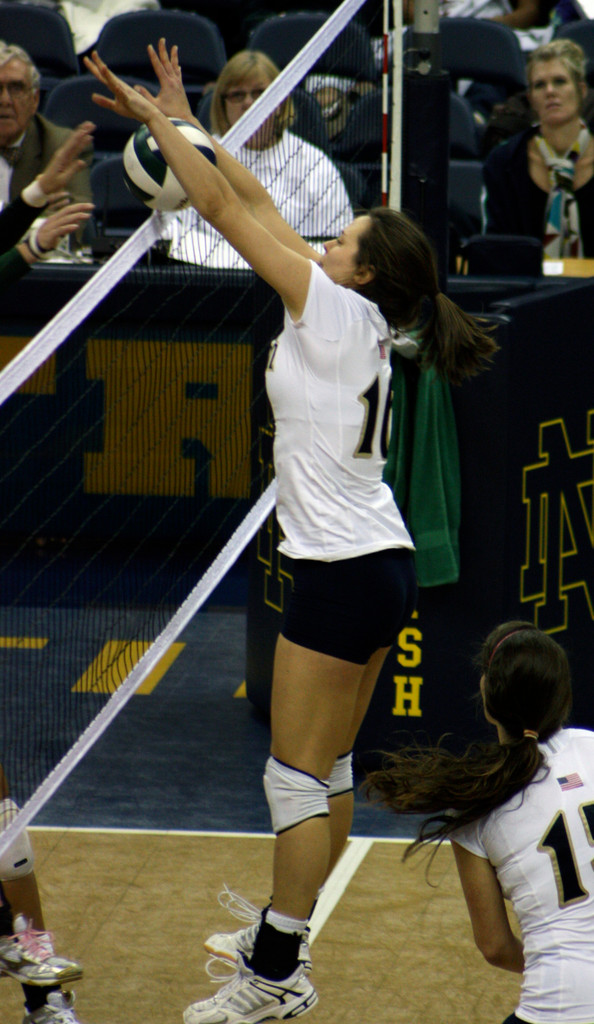 Volleyball Tags USF for 3-1 Win