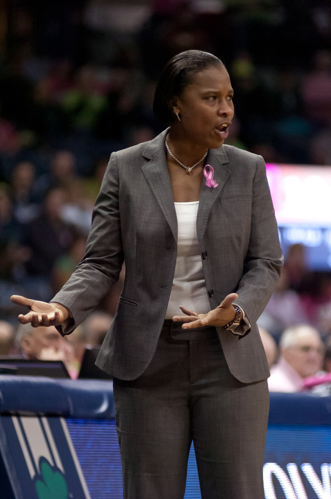 Notre Dame Women's Basketball tops Cincinnati on 02-02-2013