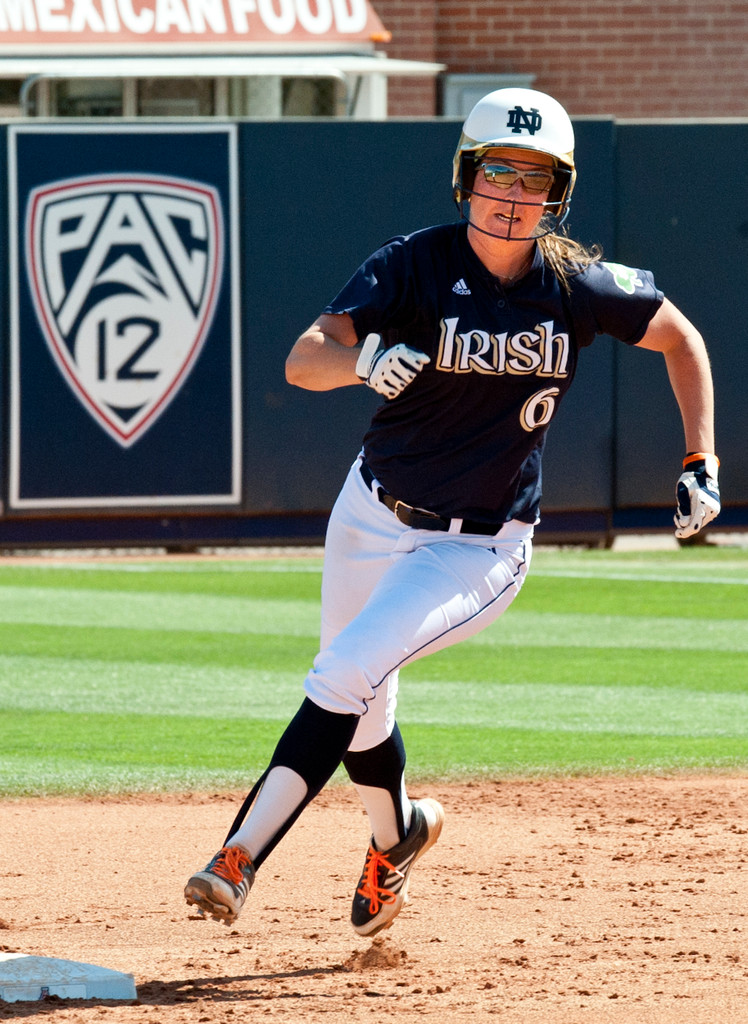 Irish Upend Hawai'i, 7-3