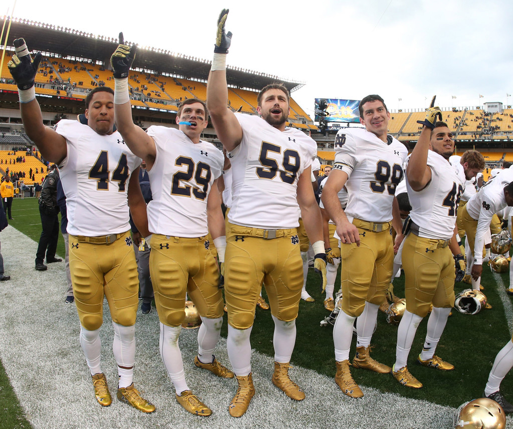 Notre Dame 42, Pittsburgh 30