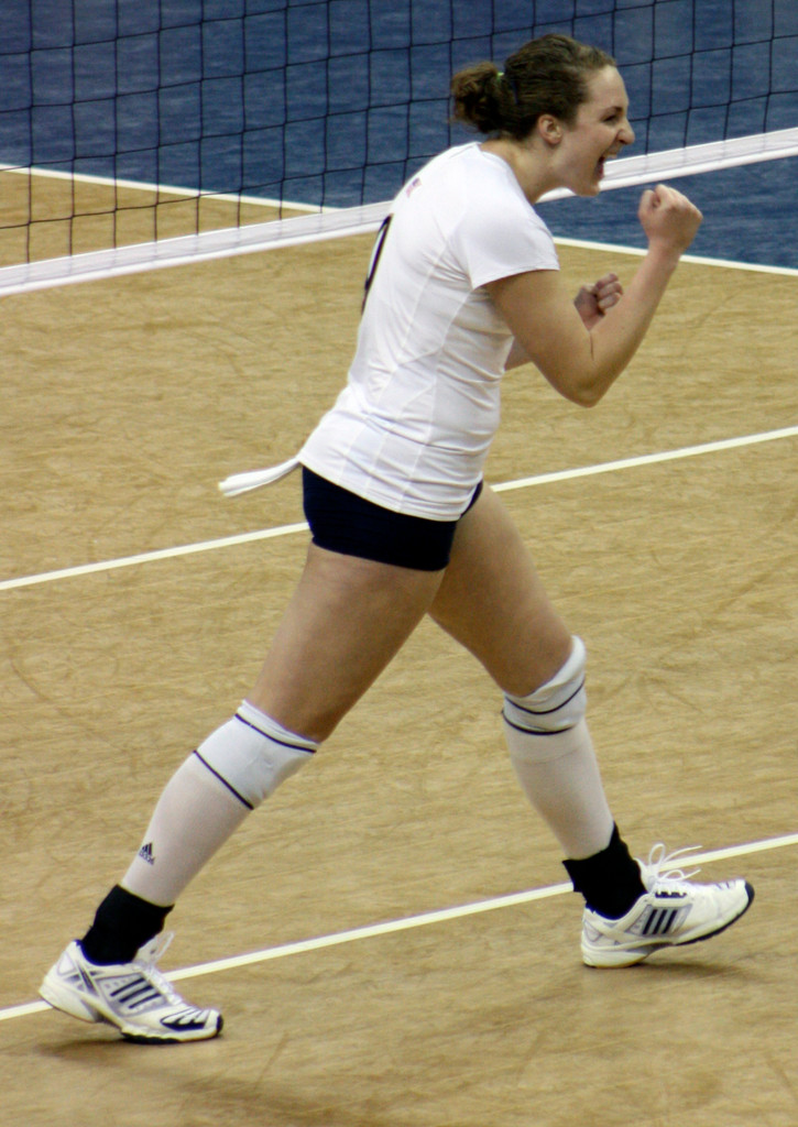 Volleyball Picks Up Win Over Rutgers