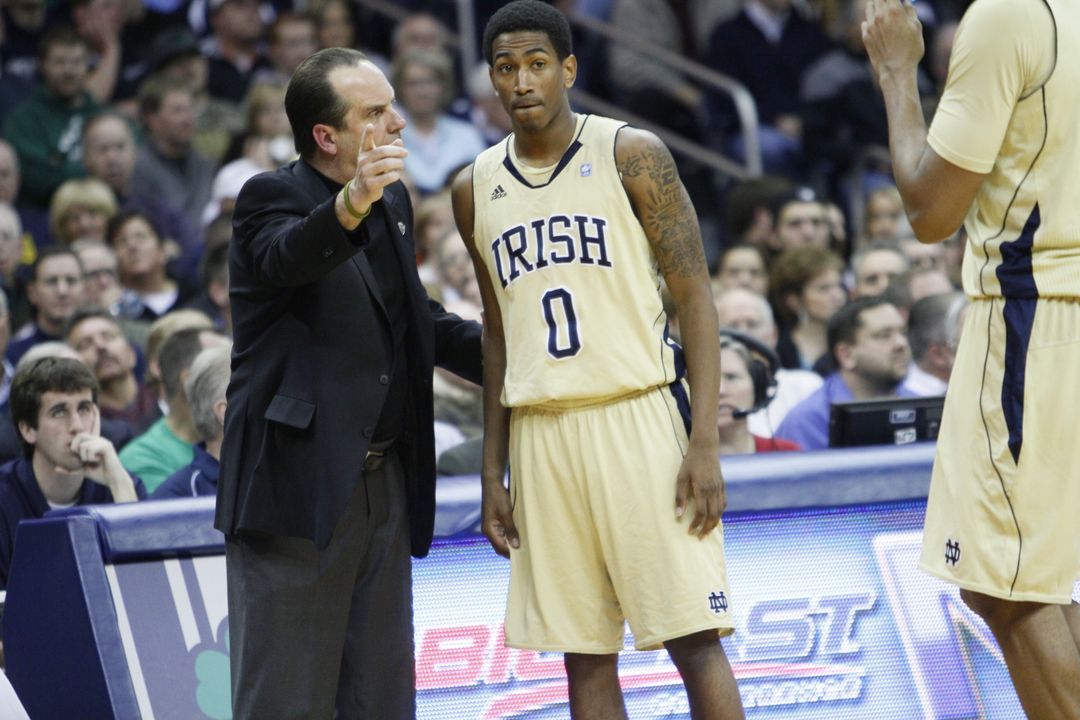 The South Bend Silver Hawks will honor Irish head coach Mike Brey and the Notre Dame basketball team before Monday evening's (July 23) South Bend Silver Hawks game.