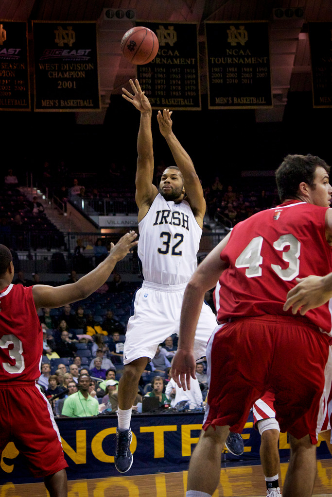 Men's Basketball vs St. Xavier 11/1