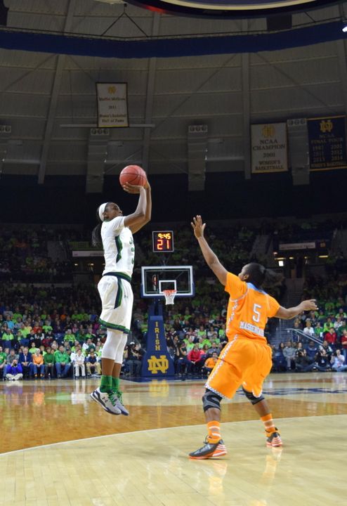 Jewell Loyd scored a game-high 17 points as #6/5 Notre Dame rolled past Clemson, 74-36 on Saturday afternoon.