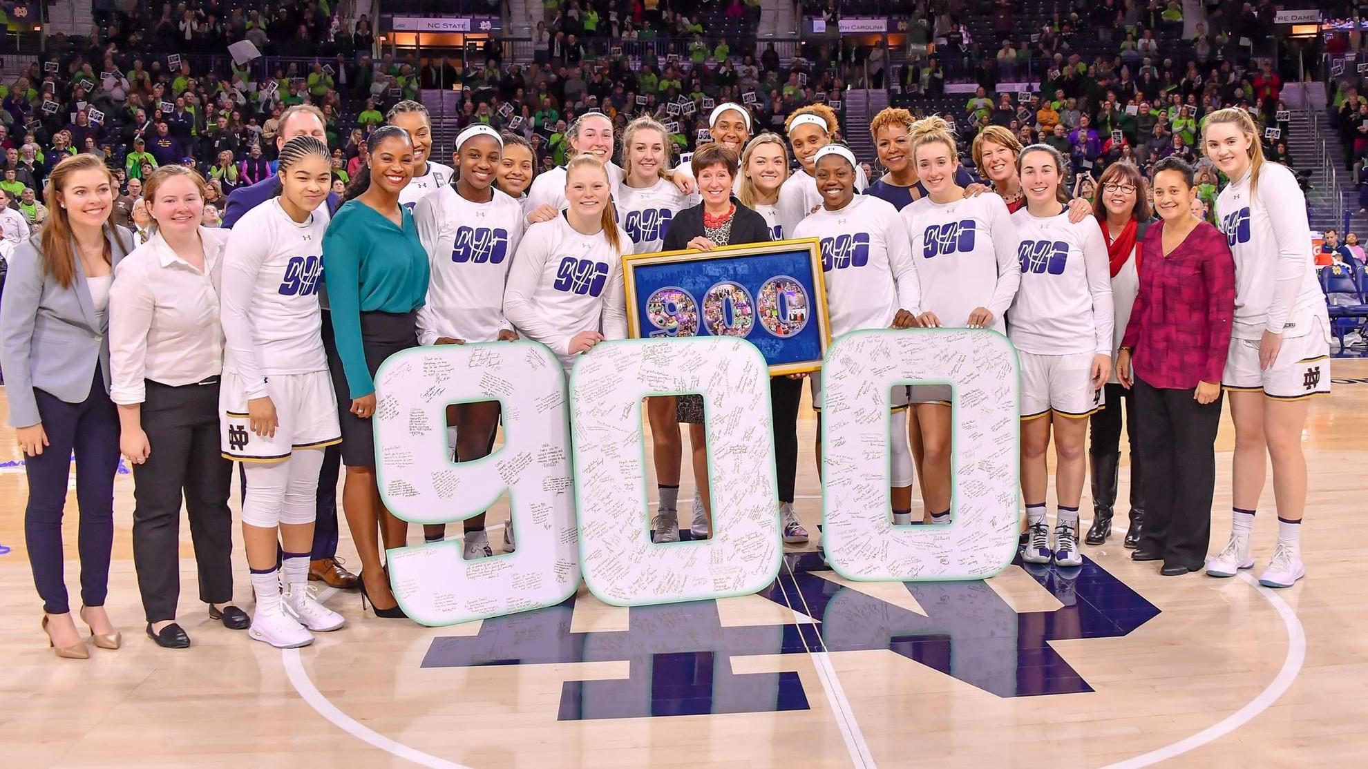 Coach McGraw Earns Career Win No. 900 Muffet McGraw 900