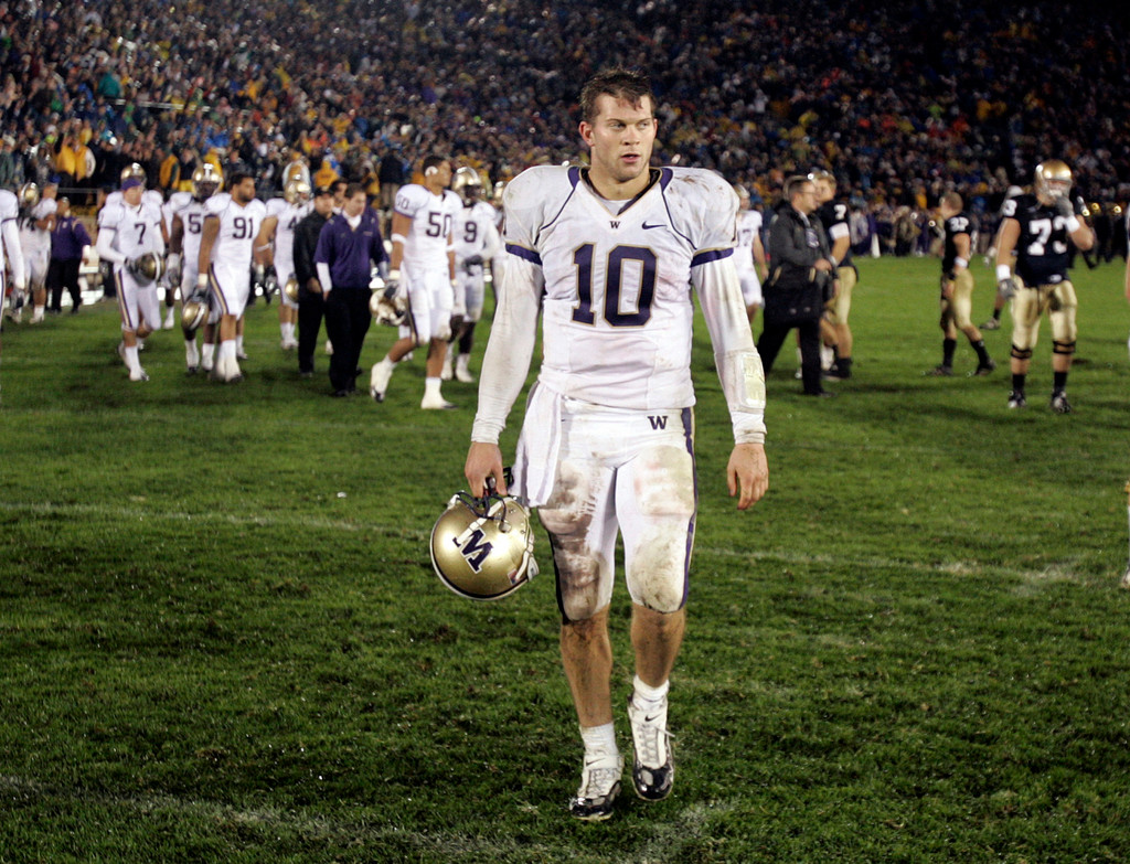 Notre Dame Outlasts Washington in OT, 37-30 (AP)