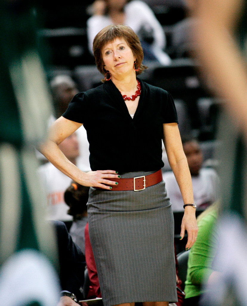 Tennessee Defeats Irish in Sweet Sixteen