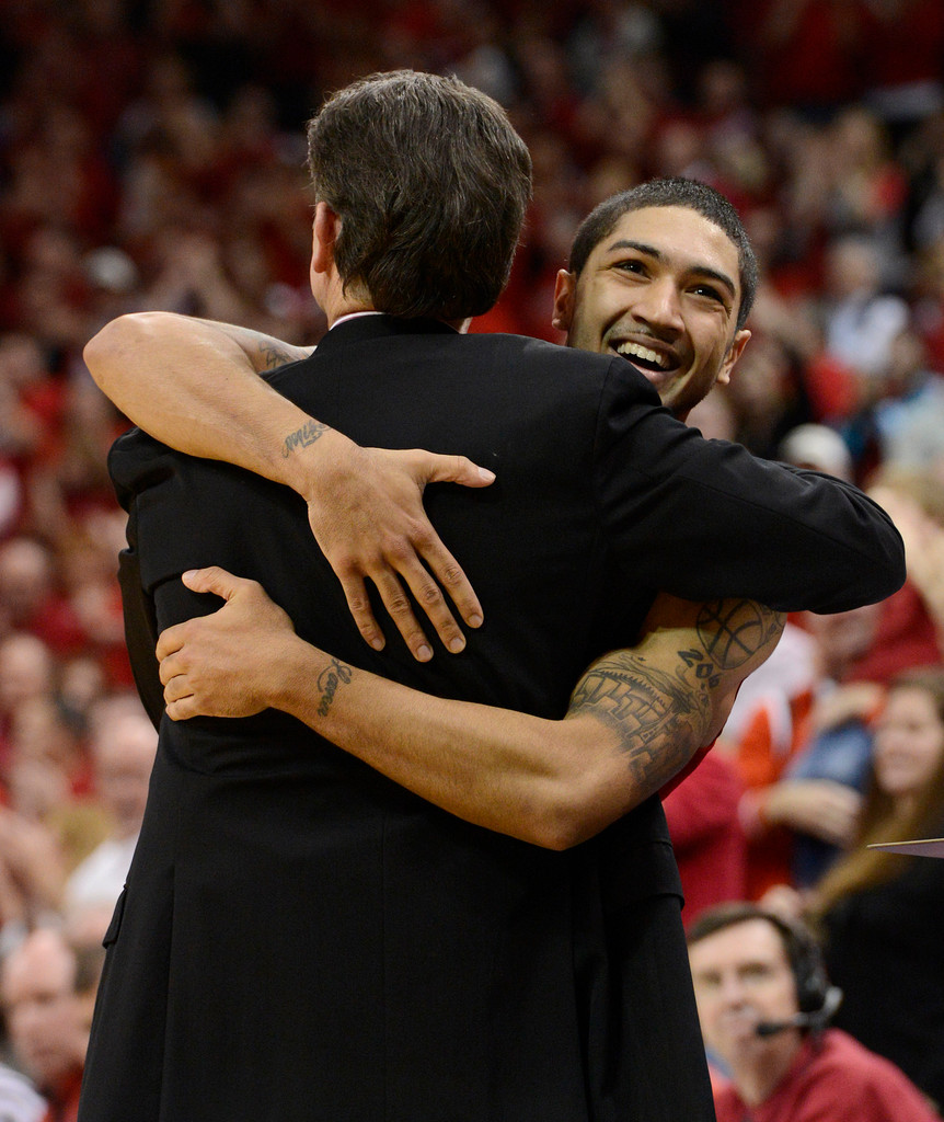 No. 24 Notre Dame Falls To No. 8 Louisville, 73-57 (AP)