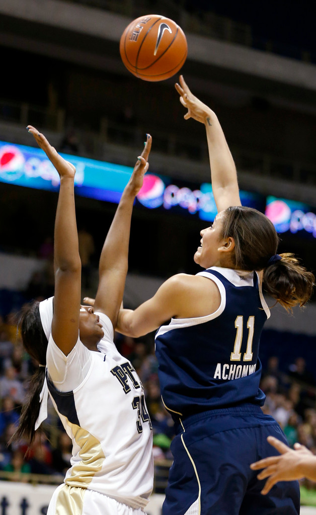 No. 2 Irish Overpower Pittsburgh, 73-47 (AP)