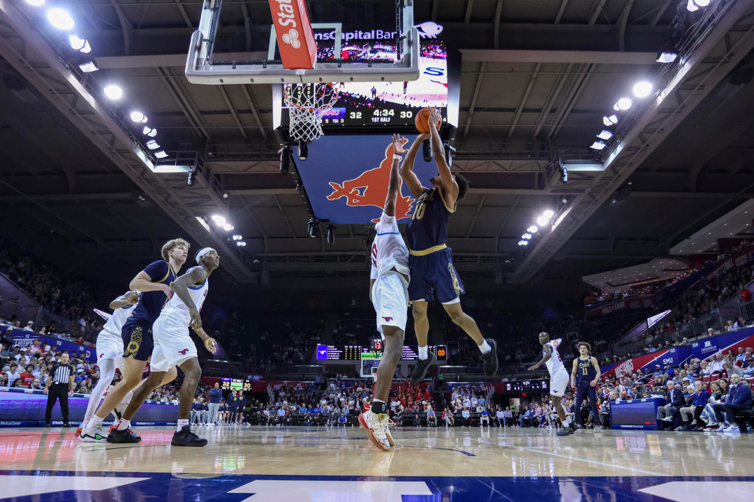 Notre Dame Fighting Irish - Official Athletics Website