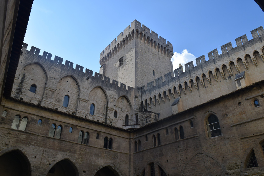 Irish Abroad in France: Avignon