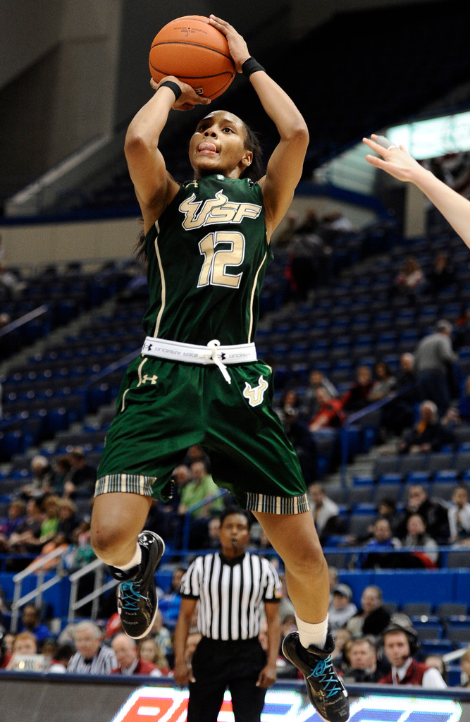 No. 2 Notre Dame Advances to BIG EAST Semifinal (AP)