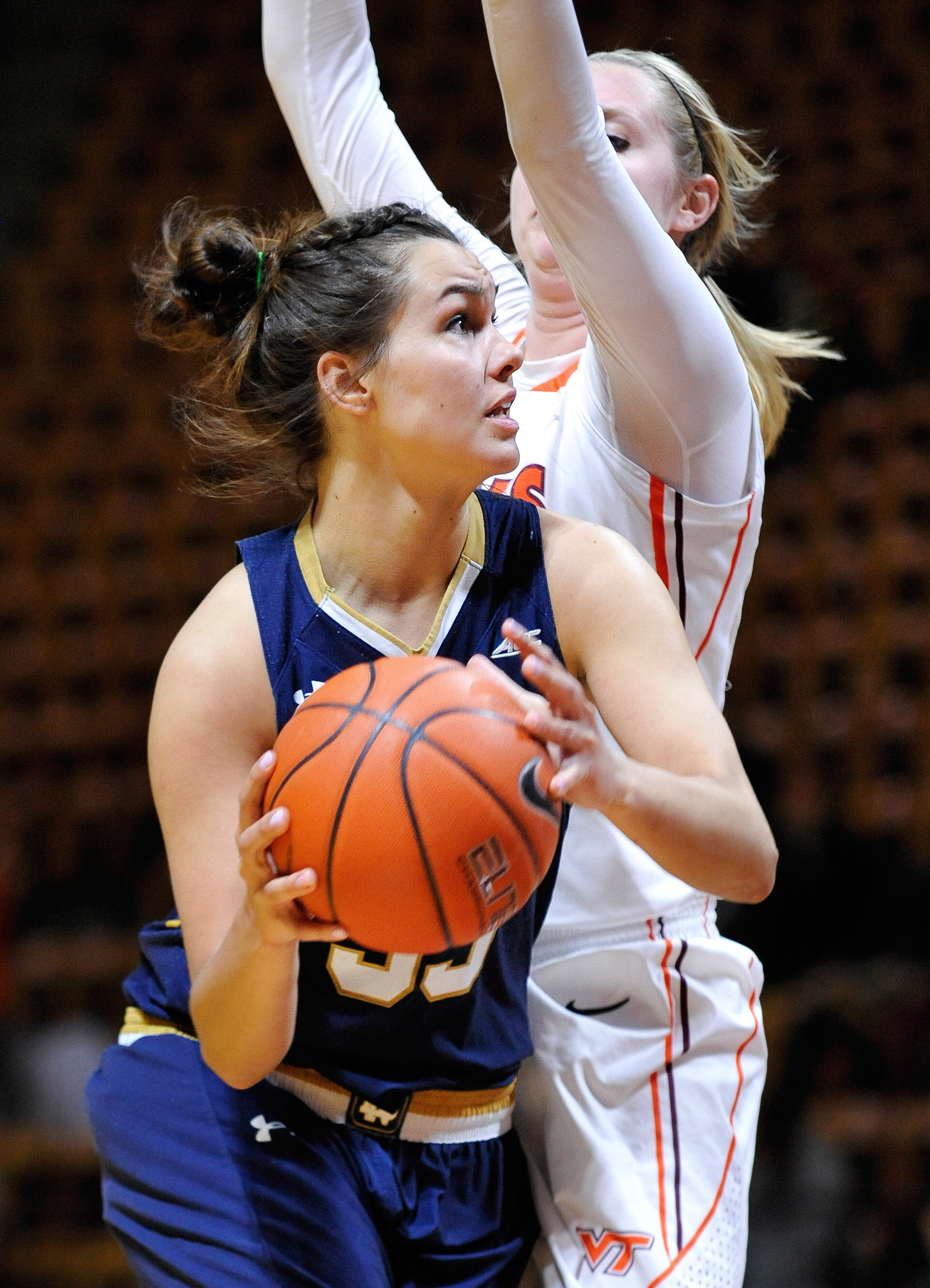 #4 Notre Dame Puts Away Virginia Tech, 74-50 Kathryn Westbeld scored a career-high 17 points in Notre Dame's 74-50 win at Virginia Tech Thursday night.
