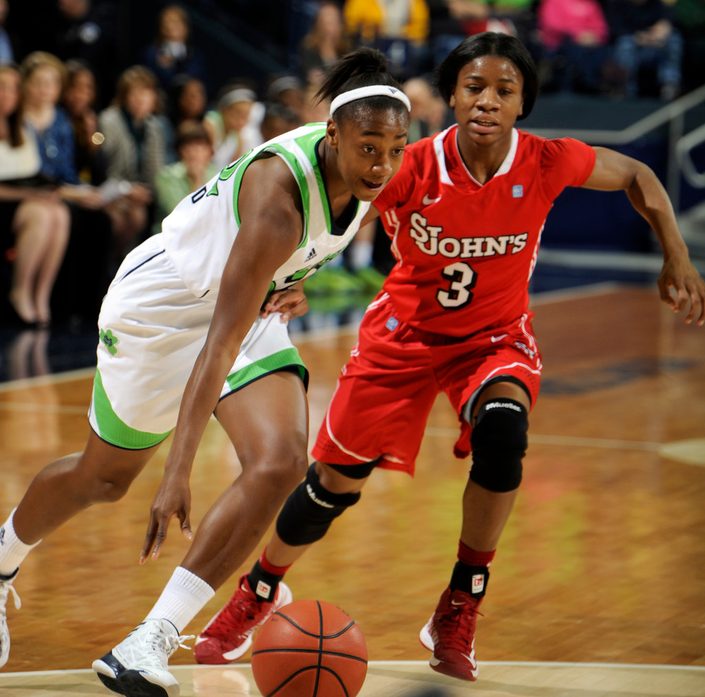 Diggins Leads No. 2 Notre Dame Over St. John's, 74-50 (AP)