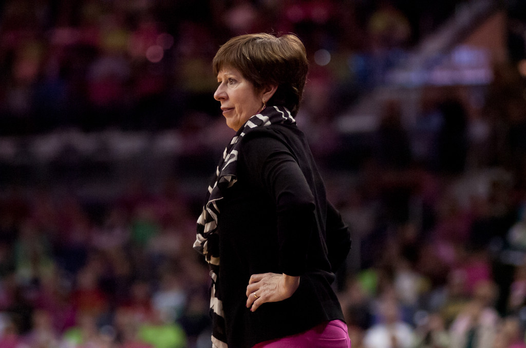 Notre Dame Women's Basketball tops Cincinnati on 02-02-2013