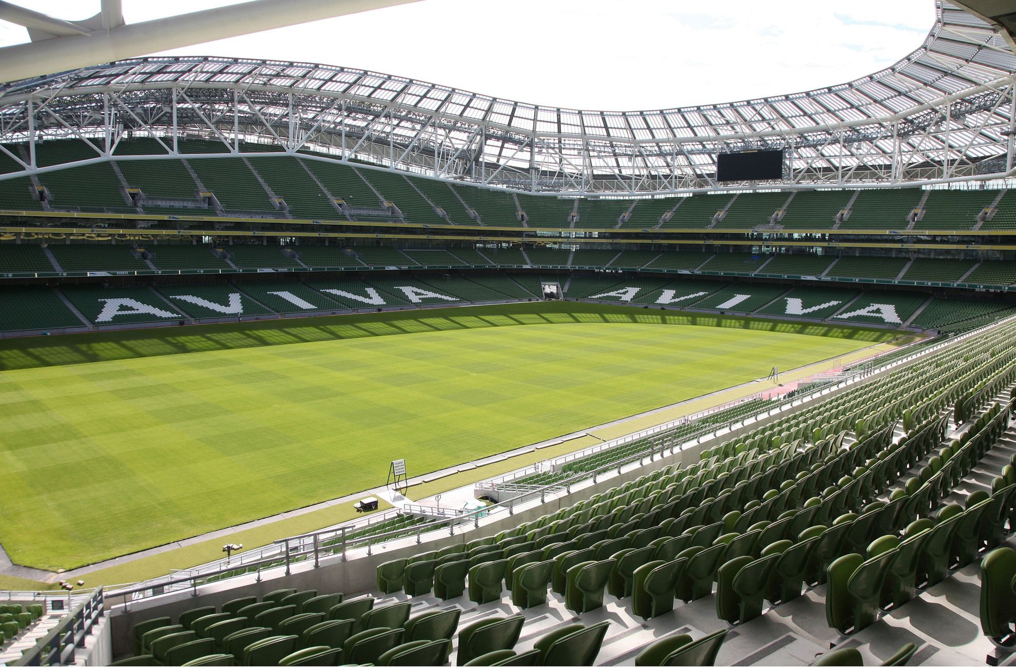 Notre Dame To Offer Numerous Events Surrounding Navy Football Game In Ireland Notre Dame will kick off the 2012 football season at 9 a.m. ET (2 p.m. local) against Navy at Aviva Stadium in Dublin, Ireland, with the game to be televised live in the United States on CBS and 63 countries worldwide via ESPN America.