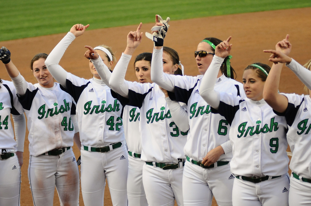 Softball Wins Home Opener Over Western Michigan