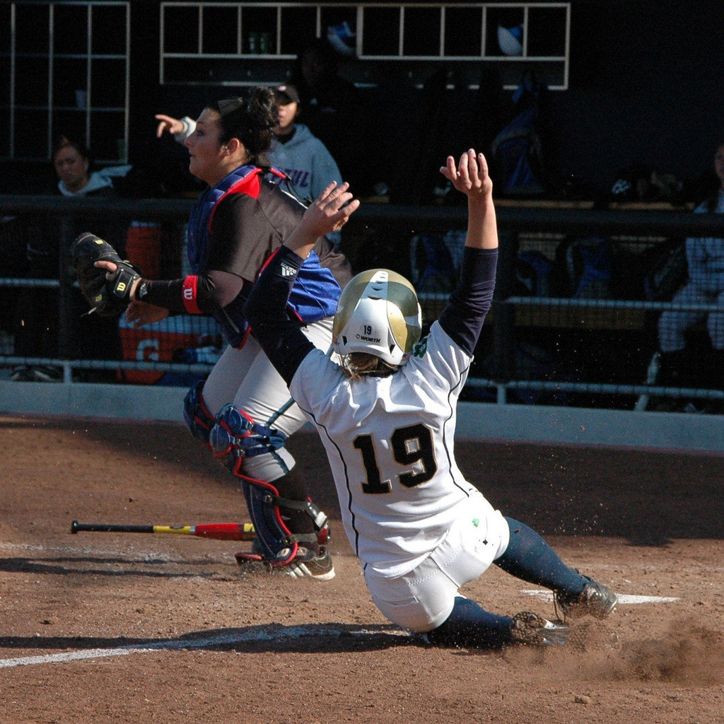 Notre Dame Splits With DePaul