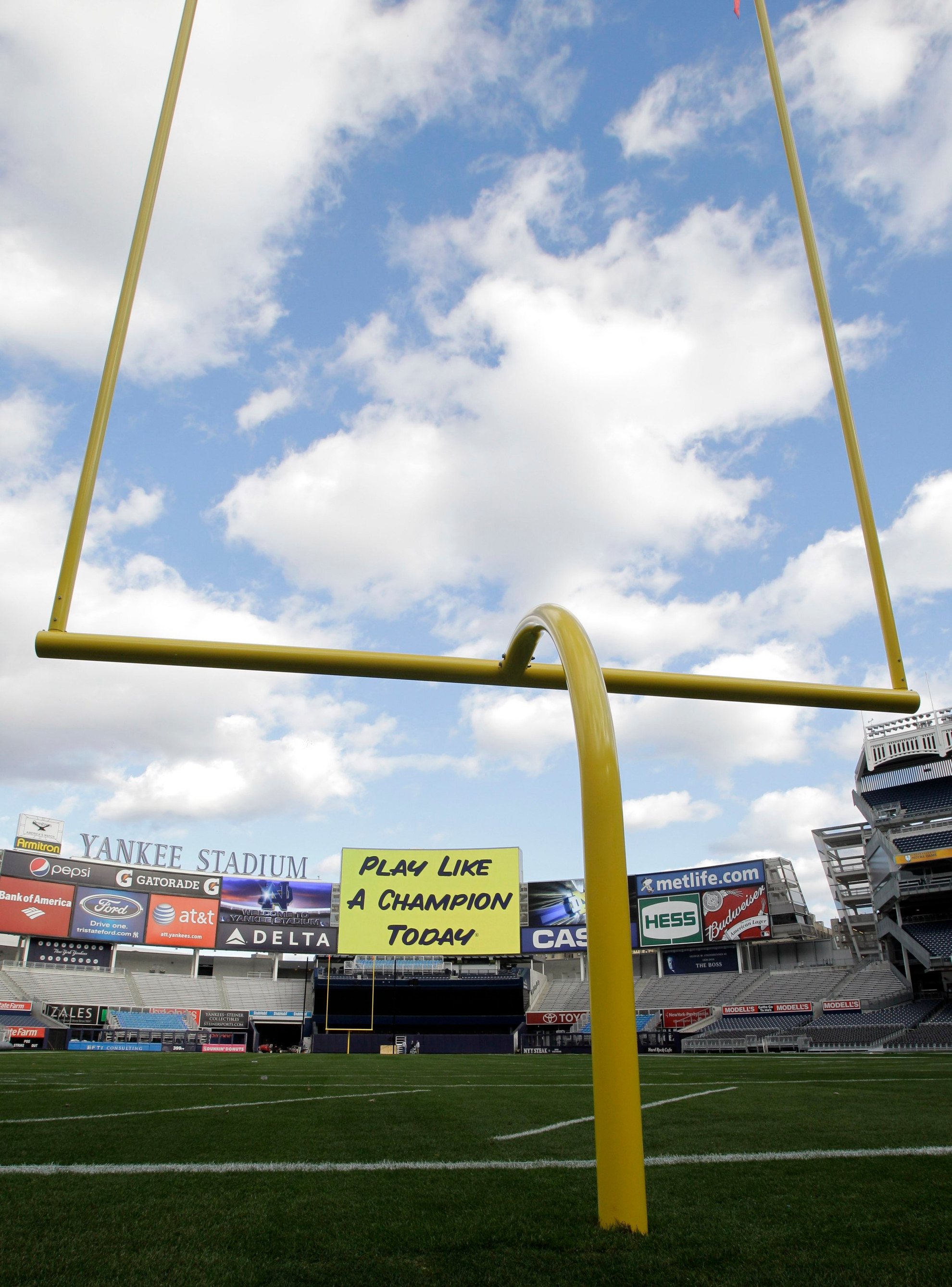 New Era Pinstripe Bowl Ticket Allotment Sold Out Notre Dame Army Football