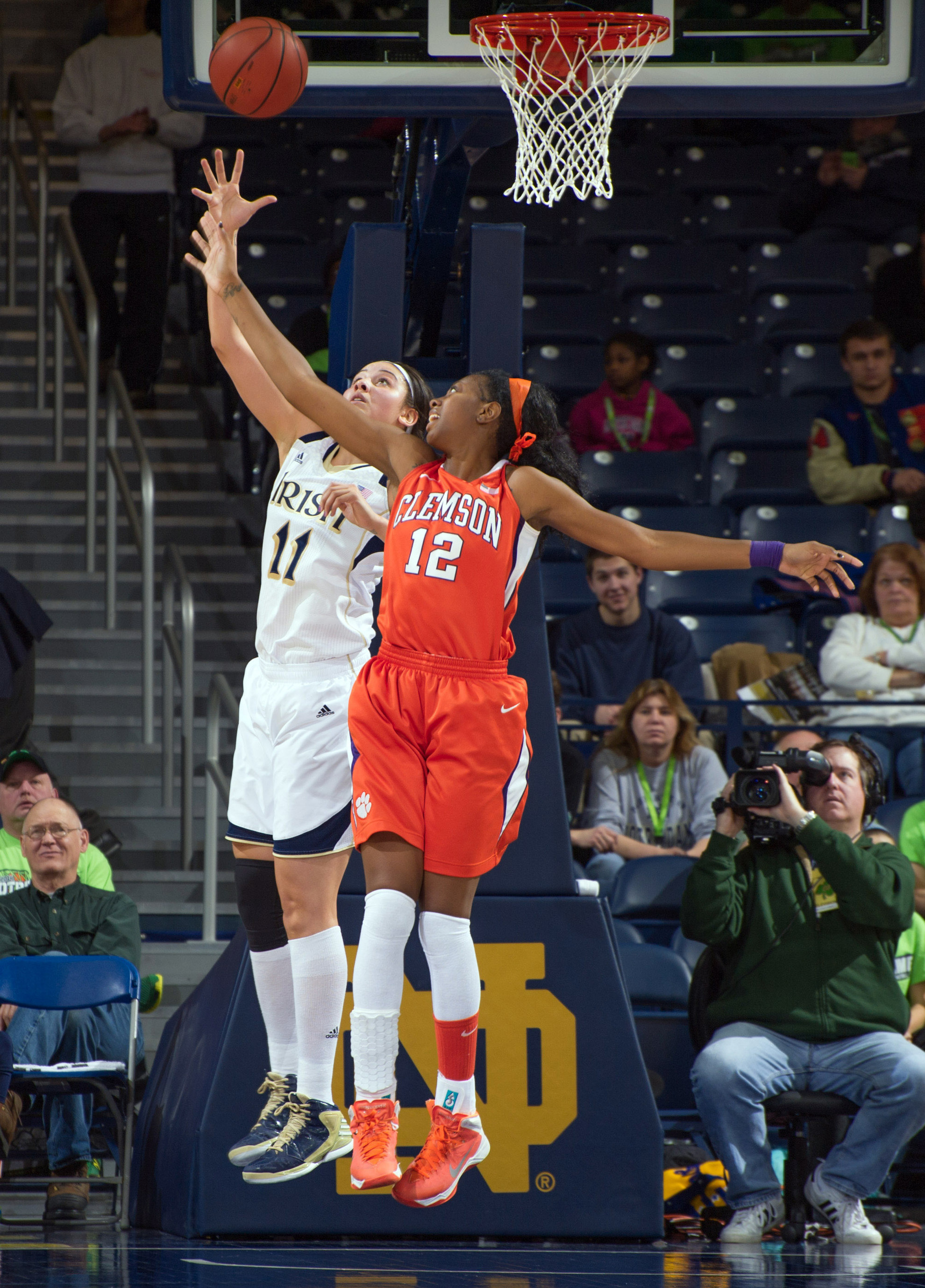 #2 Irish Welcome Boston College To Town Thursday Night Senior forward/tri-captain Natalie Achonwa is tied for eighth in school history with 24 career double-doubles, including a 15-point, 13-rebound effort in Sunday's ACC opener against Clemson.