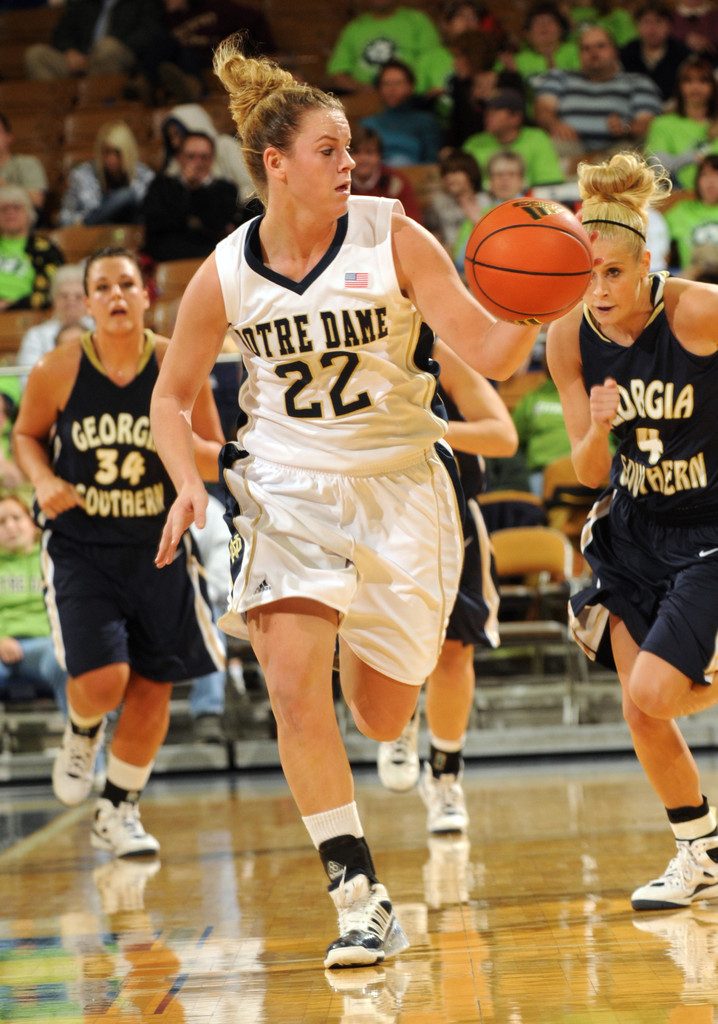 #14 Irish Shut Down Georgia Southern, 85-36 (AP photos)