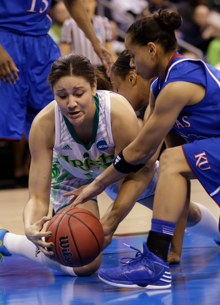 #2 Irish Down Kansas, 93-63 To Reach NCAA Elite Eight (AP)