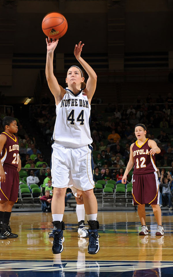 #13/7 Irish Defeat Loyola-Chicago, 89-45 Walk-on guard Alena Christiansen is expected to make the first start of her career as part of Notre Dame's Senior Night festivities on Tuesday night vs. Marquette.