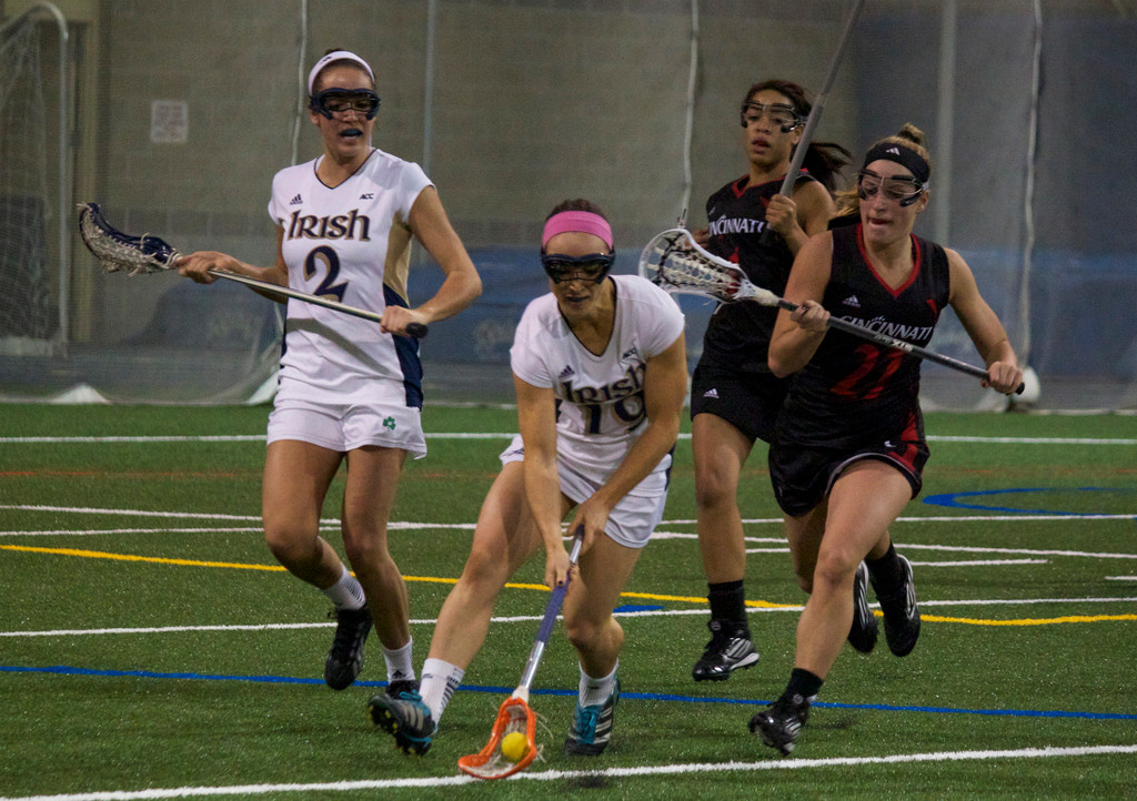 Women's Lacrosse Beats Cincinnati, 25-1