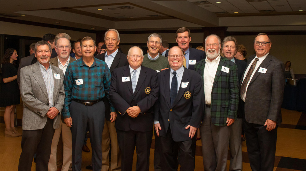 Notre Dame Fighting Irish - Official Athletics Website