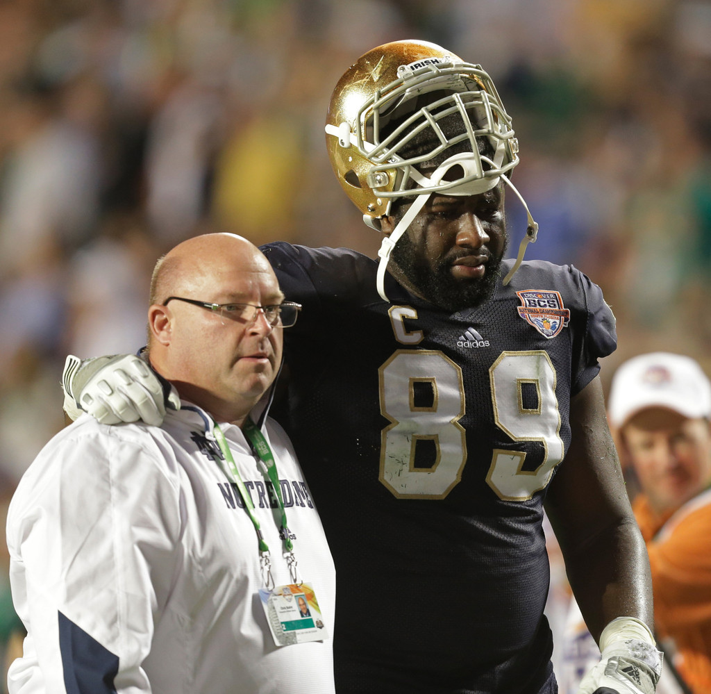 Irish Title Hopes Halted By Crimson Tide, 42-14 (AP)