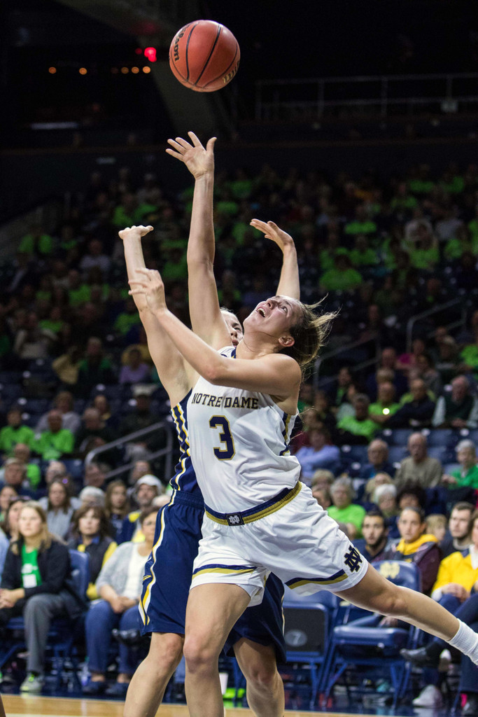 No. 3 Notre Dame 74, Toledo 39
