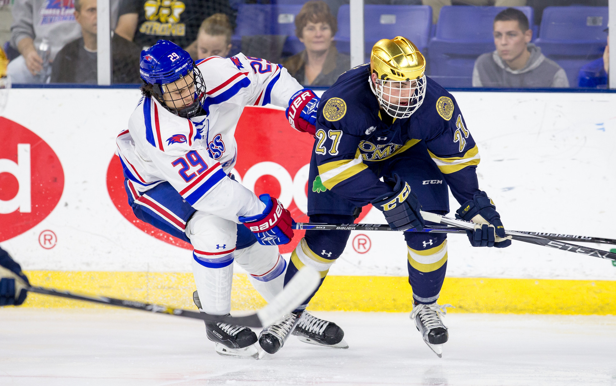 #9 Irish To Host #5 Riverhawks In Top-10 Series NOV20_2015_UML__0784