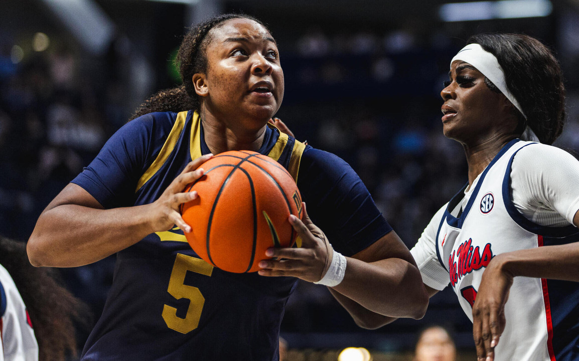 Notre Dame Fighting Irish - Official Athletics Website