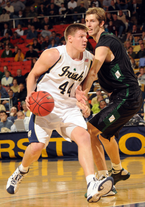 Harangody Leads No. 9 Notre Dame Past USC Upstate, 94-58