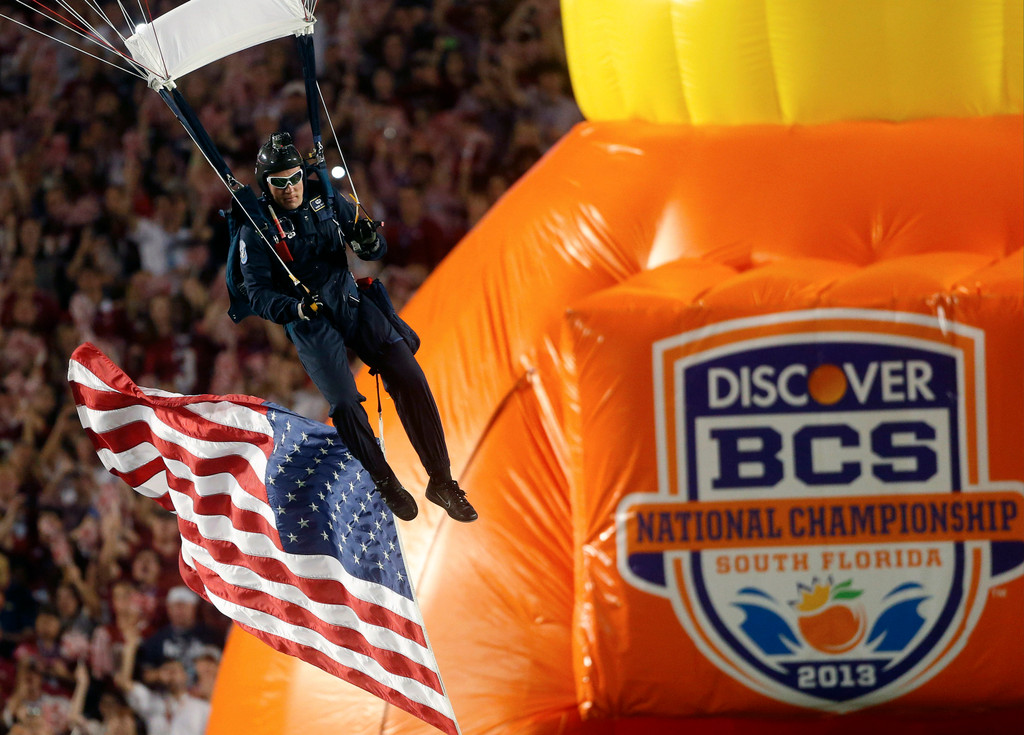 Irish Title Hopes Halted By Crimson Tide, 42-14 (AP)