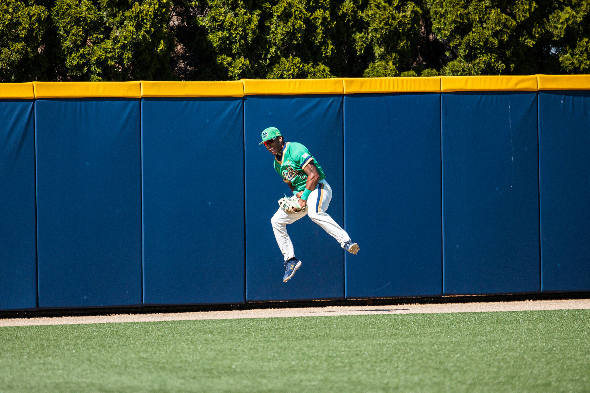 Notre Dame Takes Series with 8-6 Win over Pitt Notre Dame Takes Series with 8-6 Win over Pitt