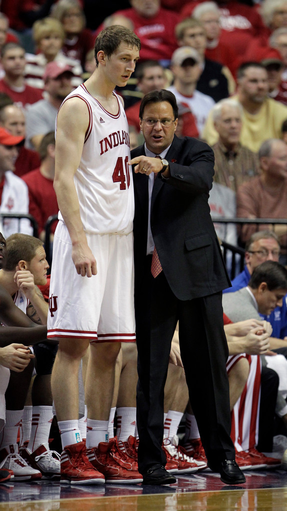 Irish Unable To Halt Streaking Hoosiers, Fall 69-58 (AP)