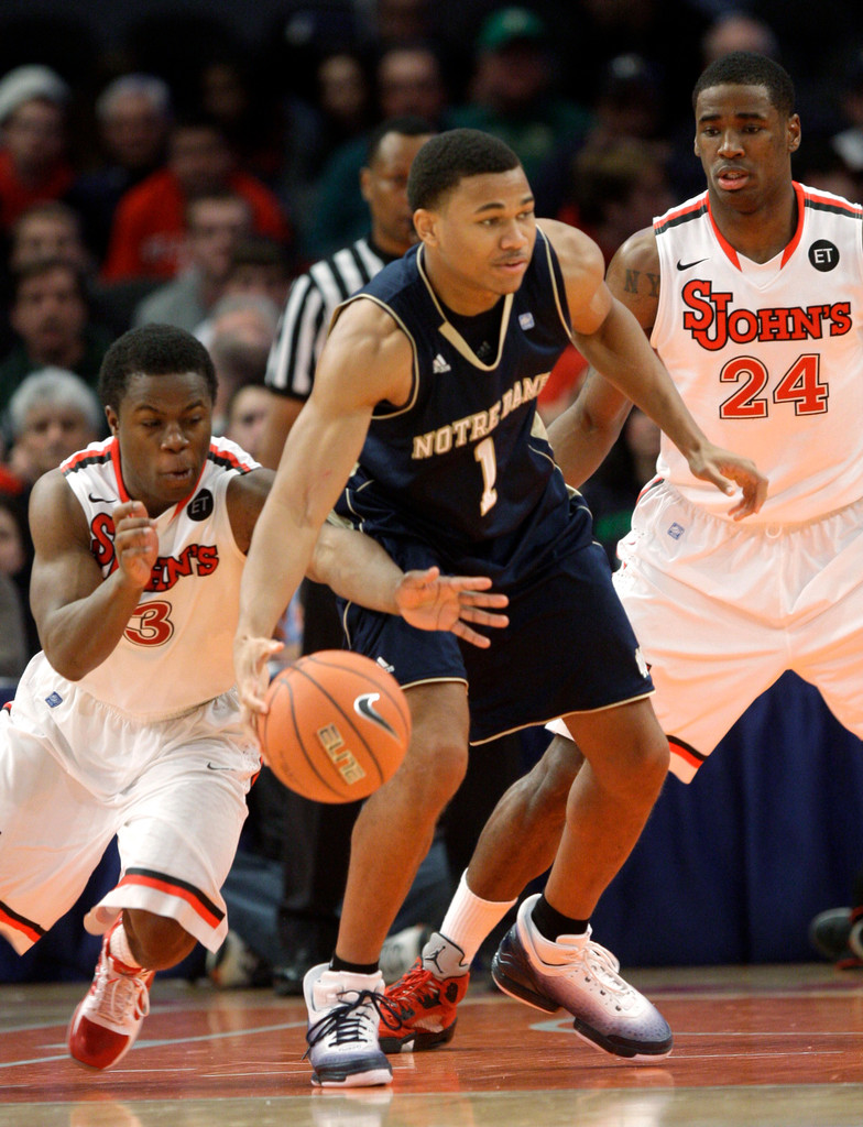 No. 9 Irish Lose To Red Storm, 72-54 (AP)