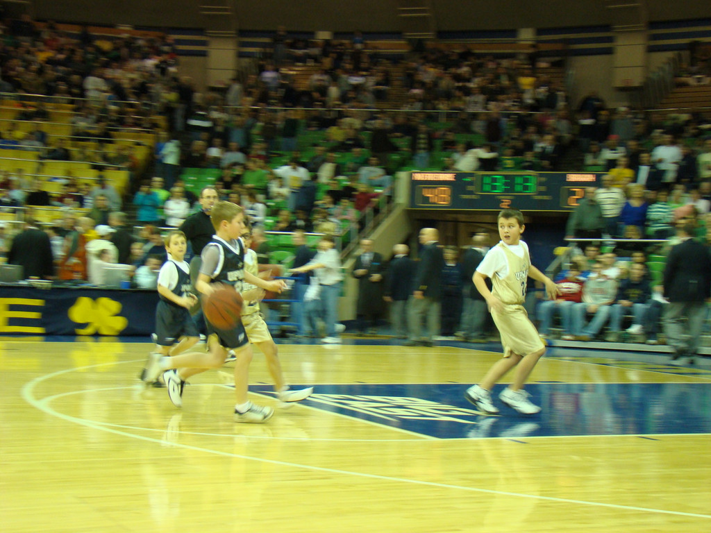Men's Basketball-Brown
