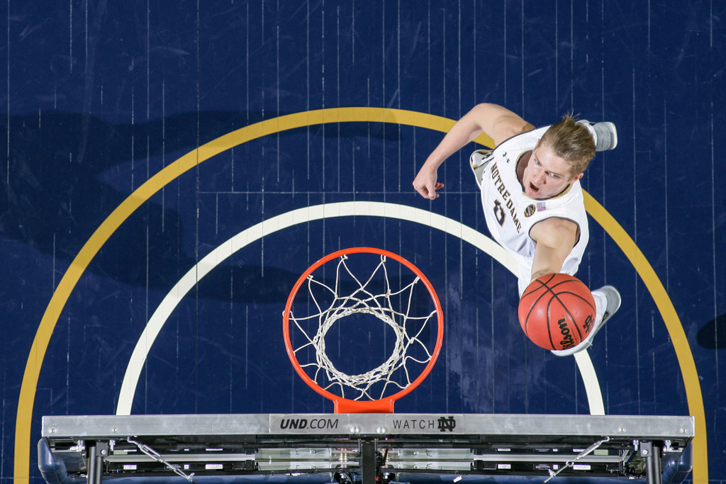 Notre Dame 63, Saint Peter's 55