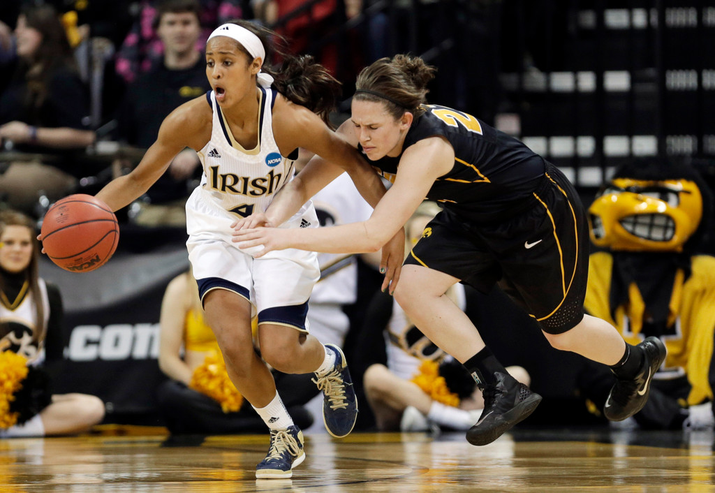 #2 Irish Overpower Iowa To Reach Sweet 16 (AP)