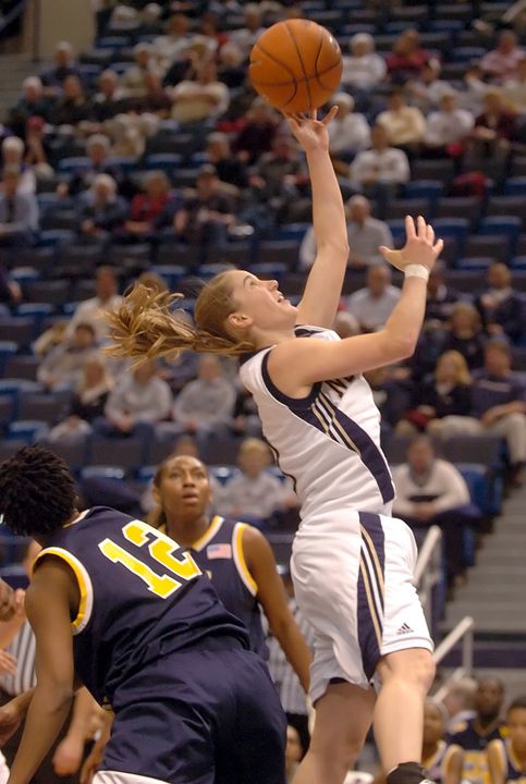 Senior All-America guard Megan Duffy had a strong all-around night with 24 points, seven rebounds, five assists and five steals in Thursday night's 96-45 exhibition win over Ferris State at the Joyce Center.