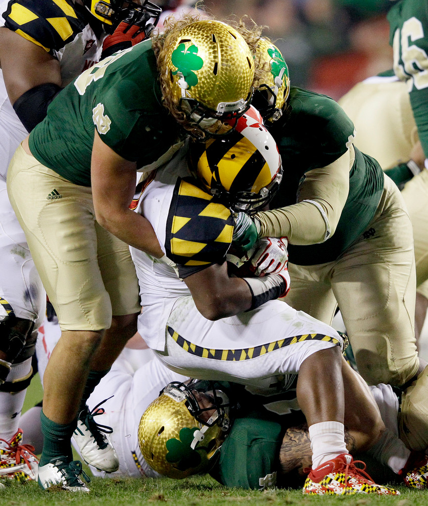 Notre Dame Dominates Maryland, 45-21 (AP)