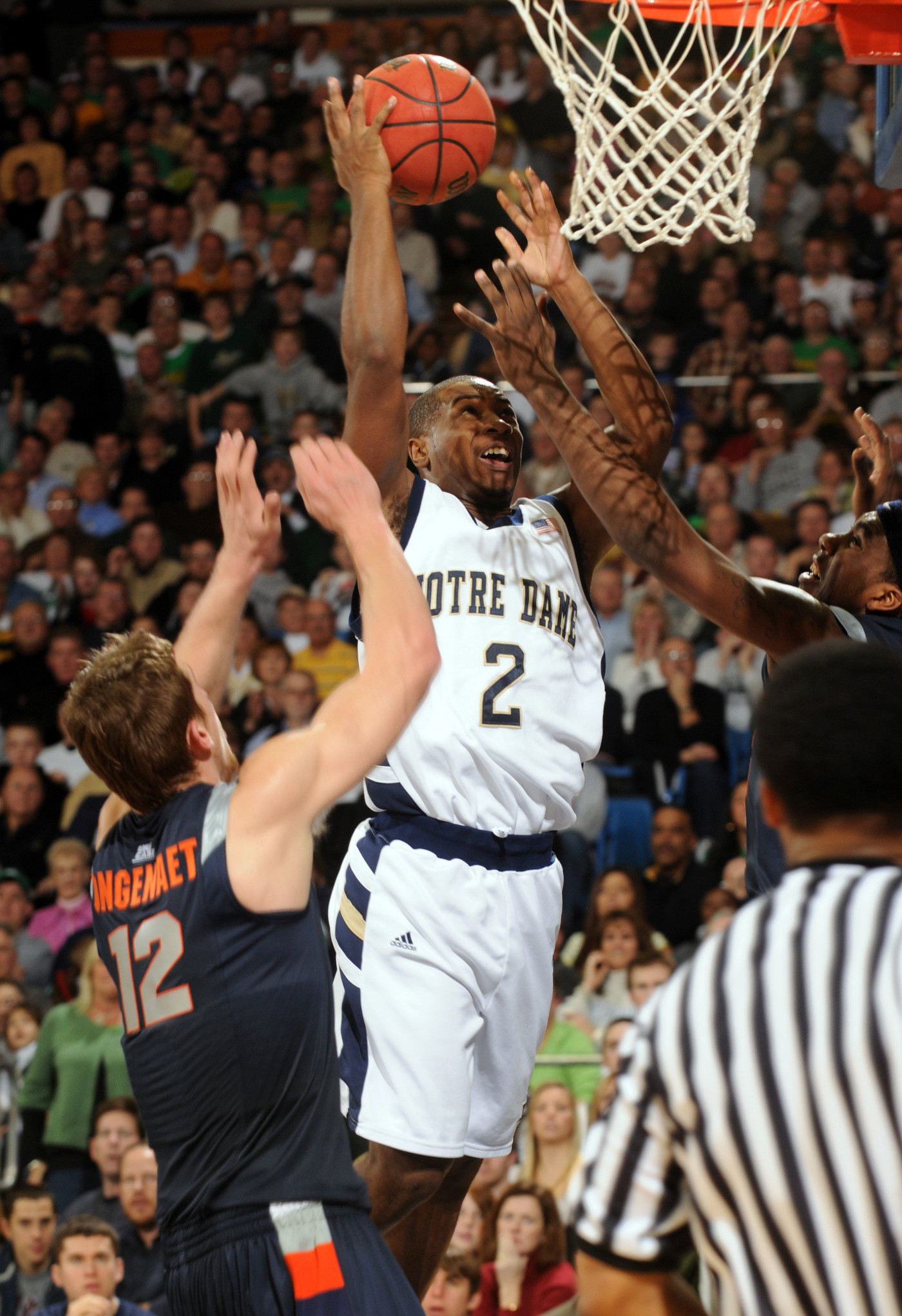 No. 21 Notre Dame Takes Down Syracuse, 94-87 Syracuse Notre Dame Basketball
