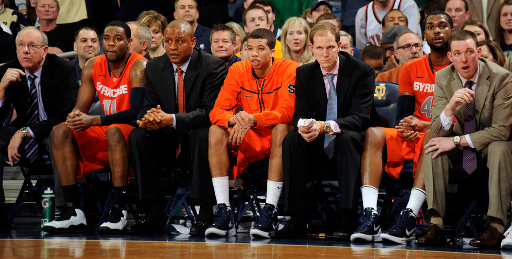 Irish Upset No. 1 Syracuse, 67-58 (AP)