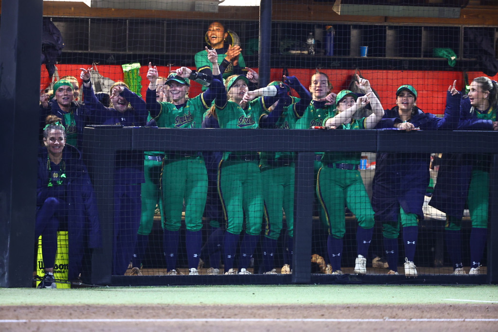 Notre Dame Fighting Irish - Official Athletics Website