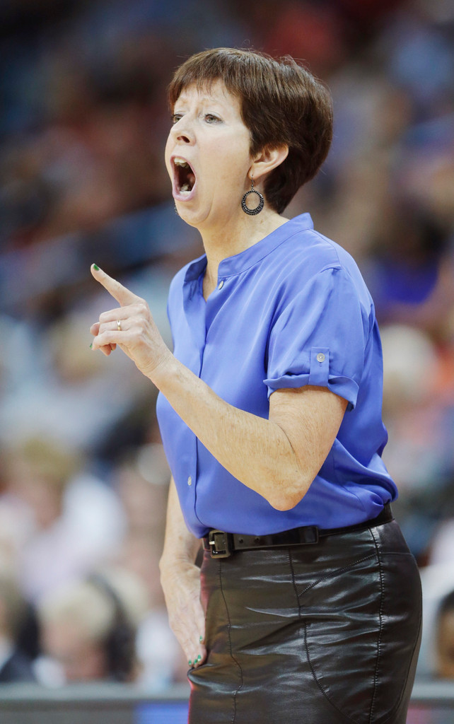 #2 Irish Fall to #3 UConn in Final Four (AP)