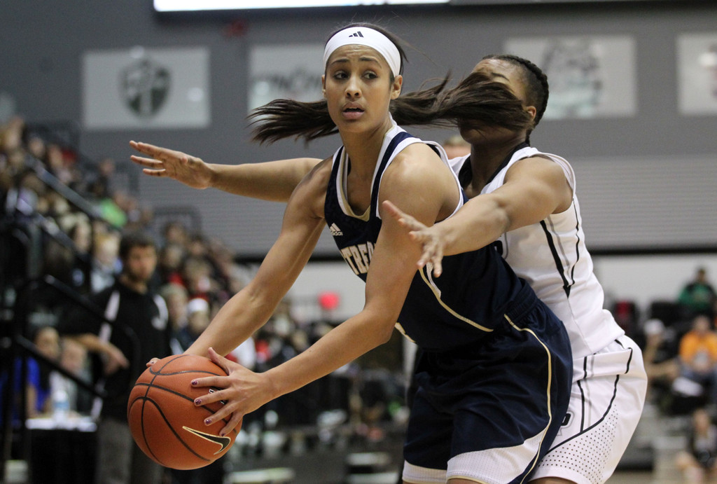 No. 2 Notre Dame Clinches Share of BIG EAST Title With 92-57 Win At Providence (AP)